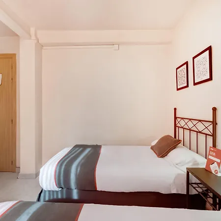 Oyo Luci-mar Guest house *