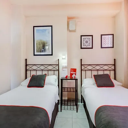 Oyo Luci-mar Guest house *